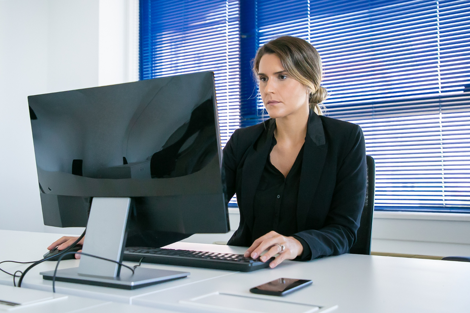 How to Seamlessly Integrate Edge AI into Your Business Operations